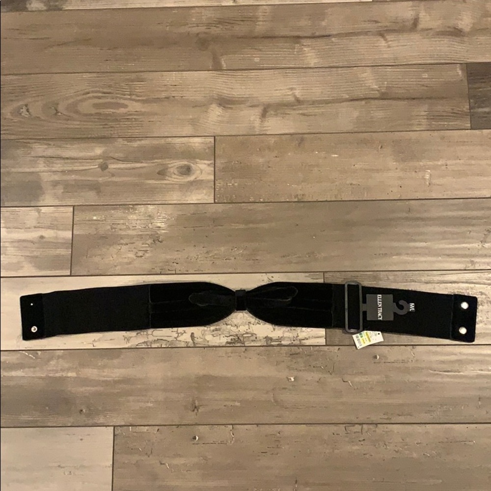 Black belt with bow